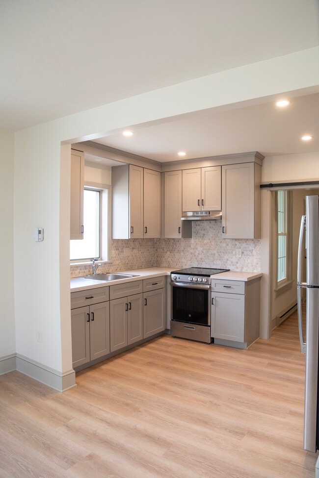 Photo - 2493 Mount Joy Rd Unidad A