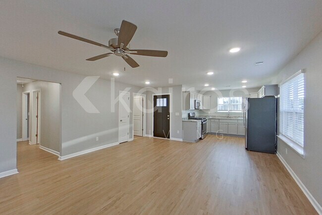 105 Denise Dr