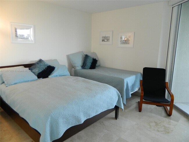 Photo - 17555 Collins Ave Unit 703