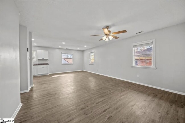 Photo - 213 Fisher Ave