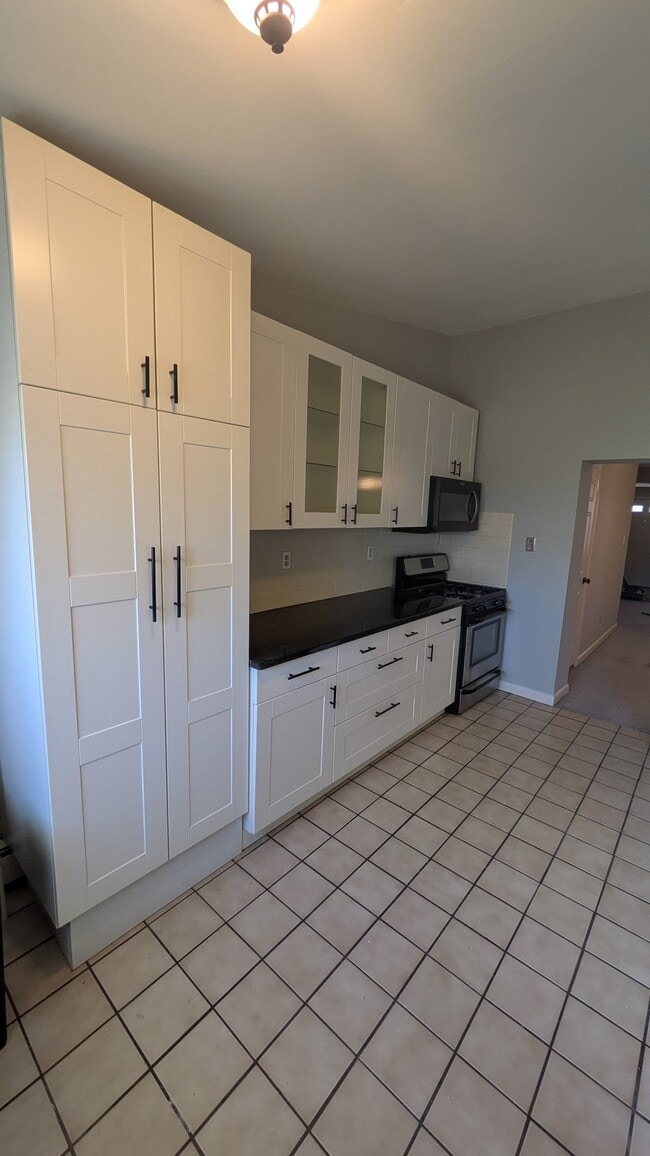 Photo - 624 E Hector St