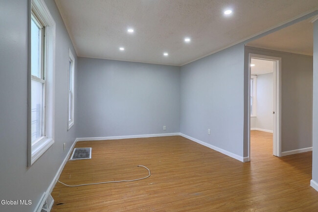 Photo - 111 Duane Ave Unit 1