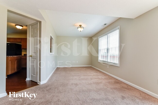 Photo - 535 Murphy Ln