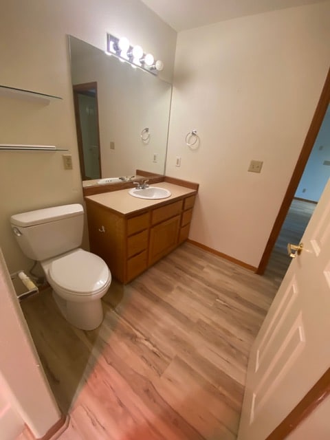 Photo - 180 NW Hwy 101 Unit 180B