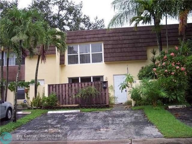 Photo - 3750 SW 60th Terrace Townhome