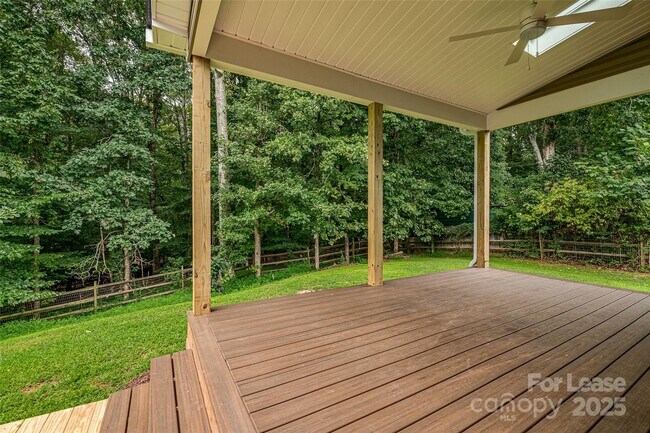 Photo - 4624 Waterbell Ln Casa