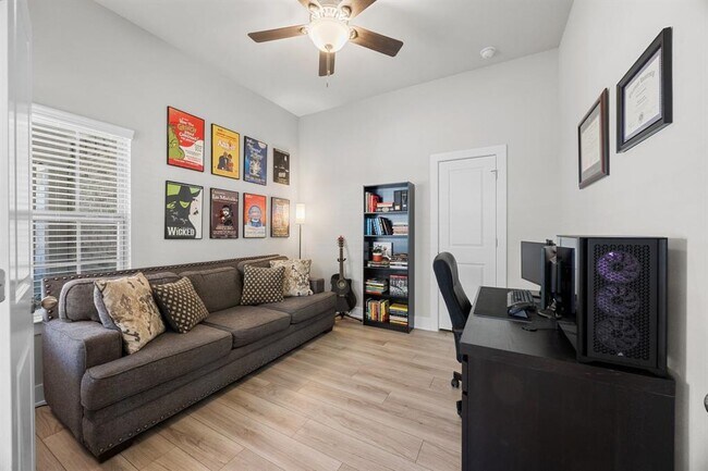 Photo - 4807 Portillo Way