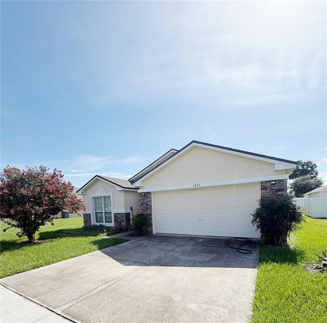 Building Photo - 6825 SW 64th Terrace
