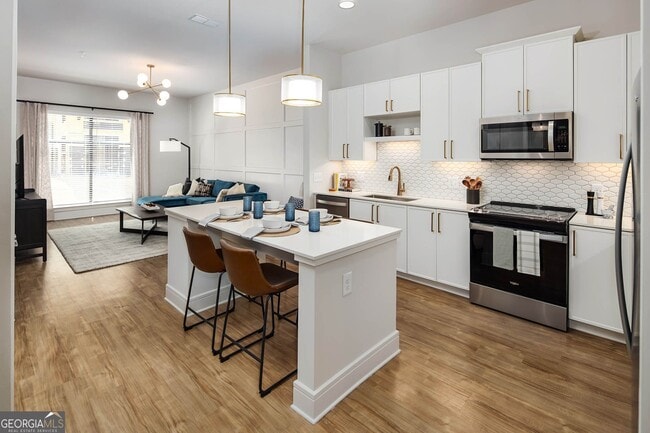 Building Photo - 2124 American Wy Unit 1209