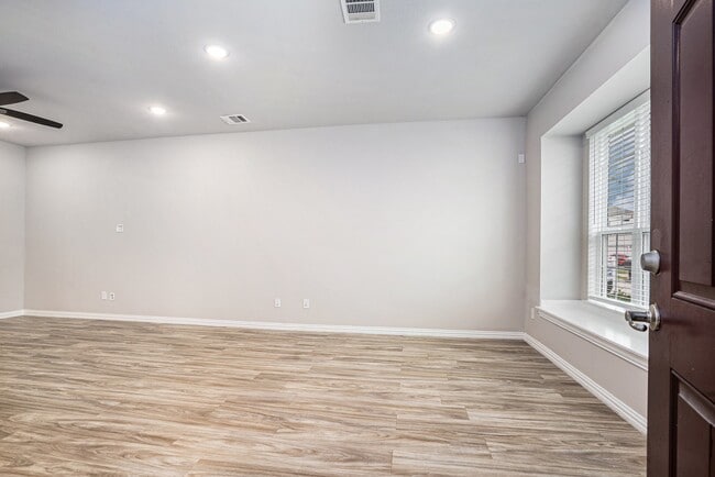 Photo - 12611 Taymouth Manor Dr