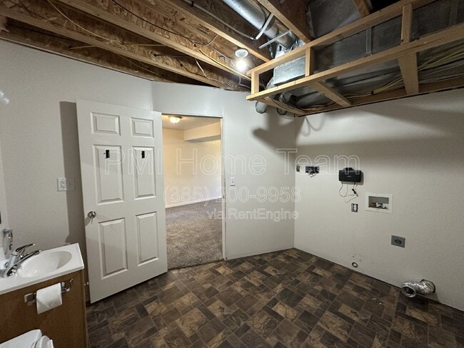 Photo - 3133 W 525 N