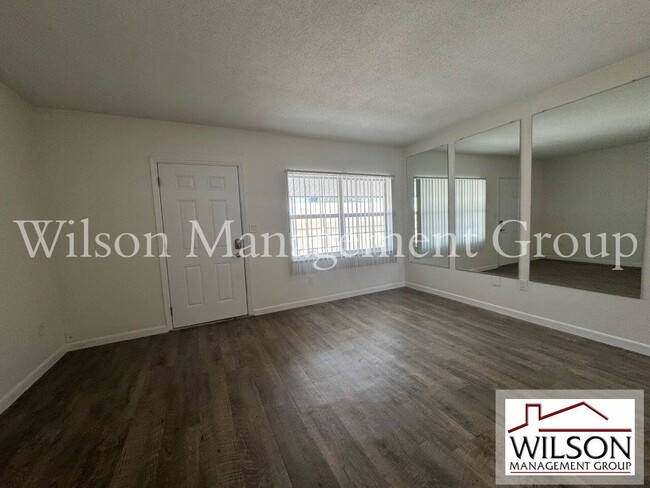 Photo - 206 E Yale St Unit C