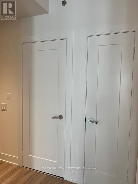 Photo - 310 Tweedsmuir Ave