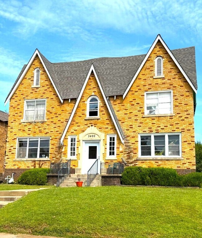 Photo - Series D Packers Properties