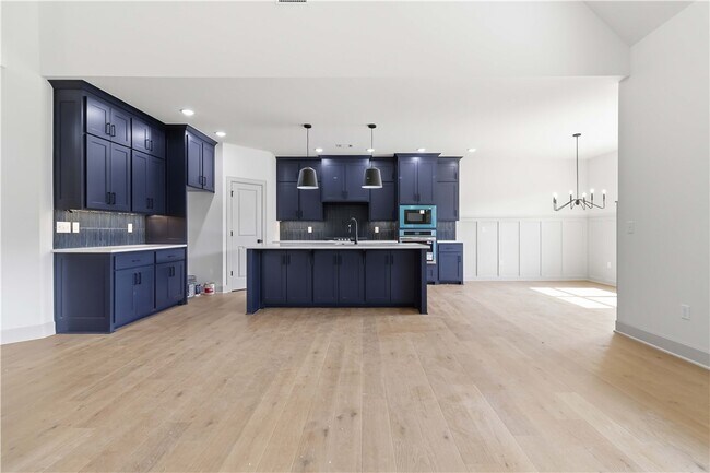 Photo - 1240 Mammoth St