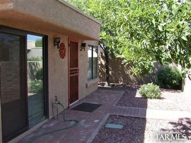 Photo - Attractive 3 Bed. 2 Ba. Townhome at Columbus & Ft. Lowell