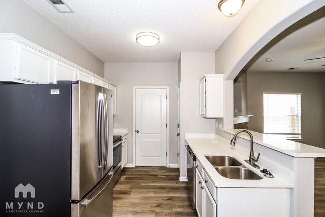 Photo - 10182 Sterling Ridge Dr