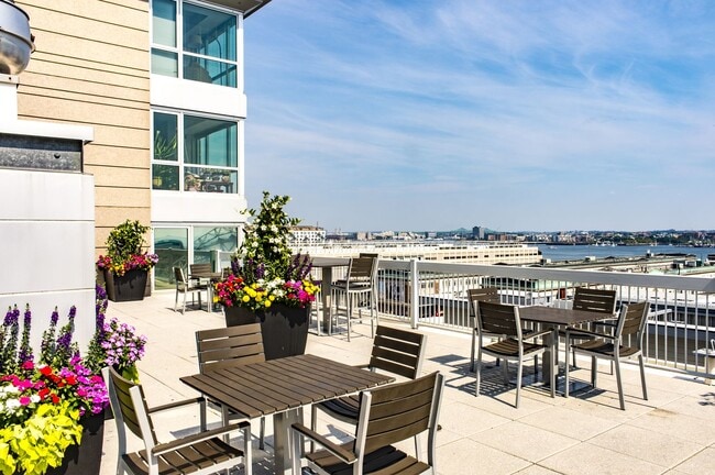 Photo - Park Lane Seaport