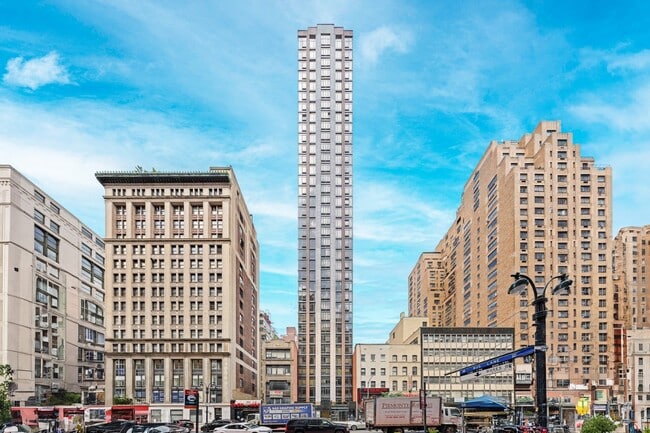 Photo - 49 E 34th St Unidad 15B