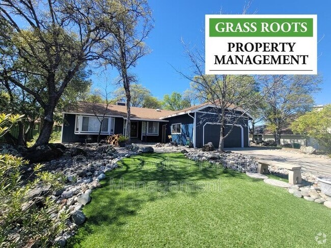 Building Photo - 14336 Pepperwood Dr Rental