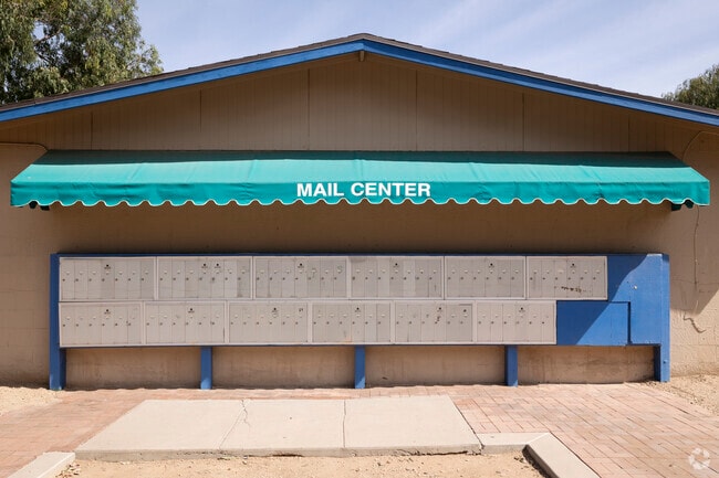 Mail Center