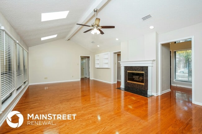 Photo - 12502 Olympia Dr