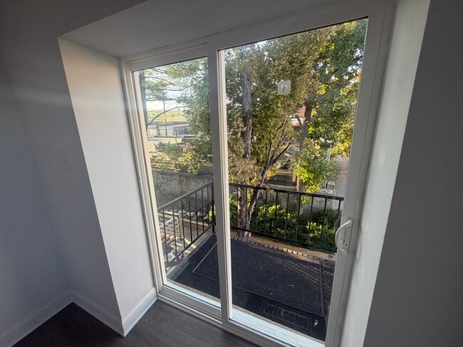 723 Ridge Ave