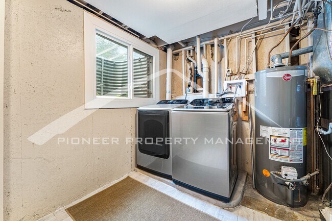 Photo - 5063 W 70th Pl
