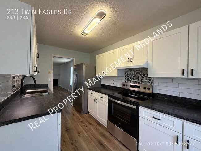 Photo - 213 Twin Eagles Dr