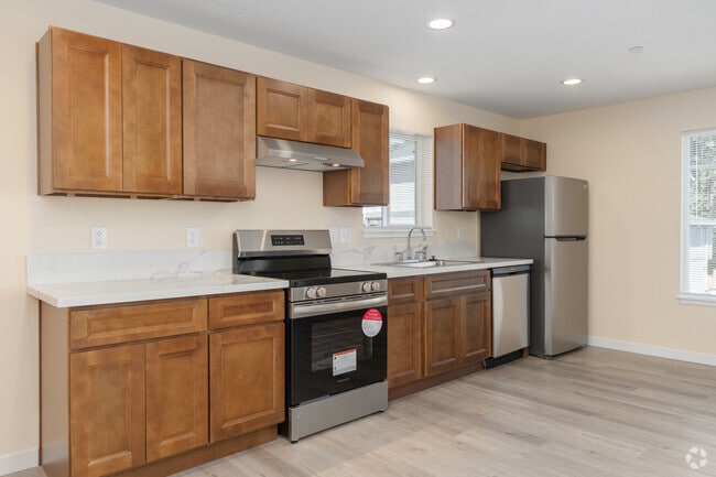 3BD, 2.5BA - 1,728SF - Kitchen - Cedar Tree