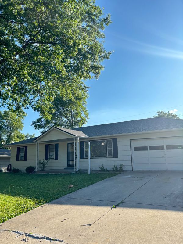 Photo - 1510 N 64 St House