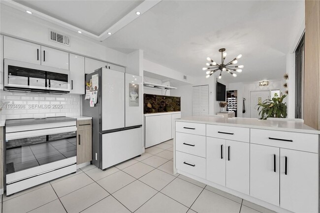 Photo - 8250 NW 191st St