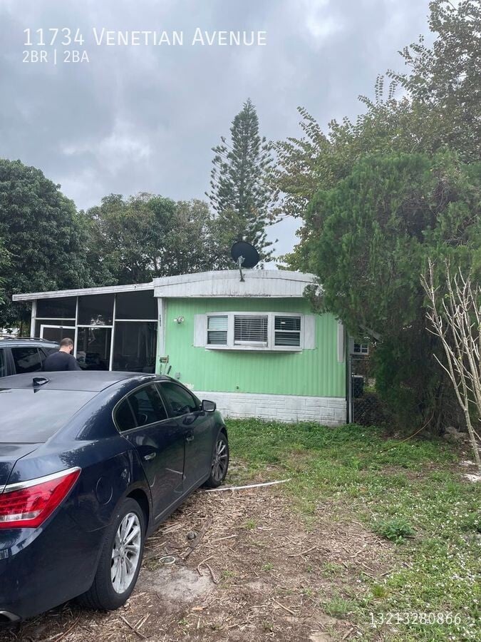 Photo - 11734 Venetian Ave