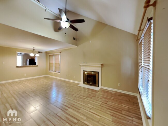 Photo - 2634 Bay Pointe Cir W