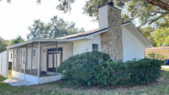 Photo - 10548 86th Ave N