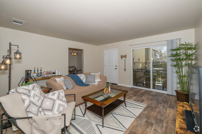 3BR, 2BA - 1,020SF - Living Room - Parkside Apartments