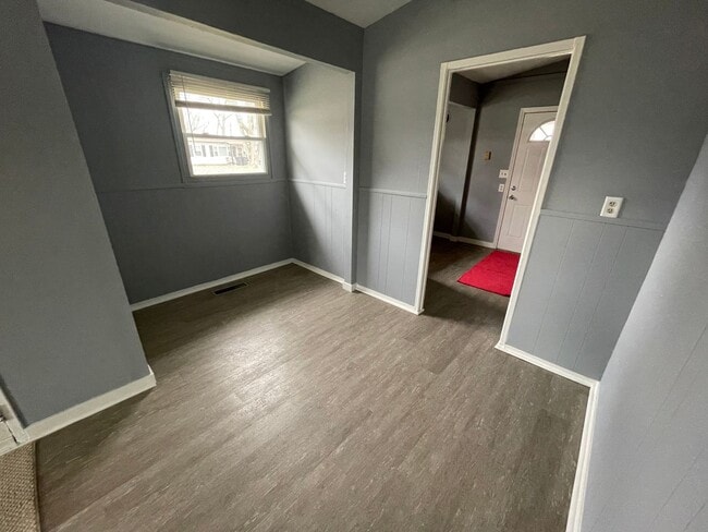 Photo - Updated 3 Bedroom