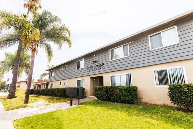 Photo - Royal Palms Apartments