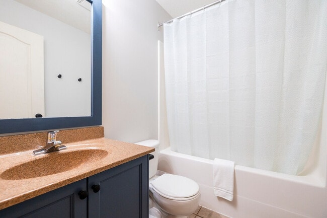 Photo - 400 Riverside Way Unit SI ID1473858P