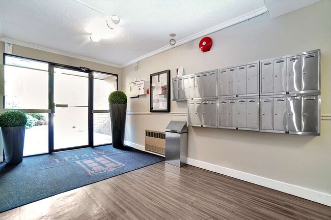 Photo - Cypress Gardens Apartments