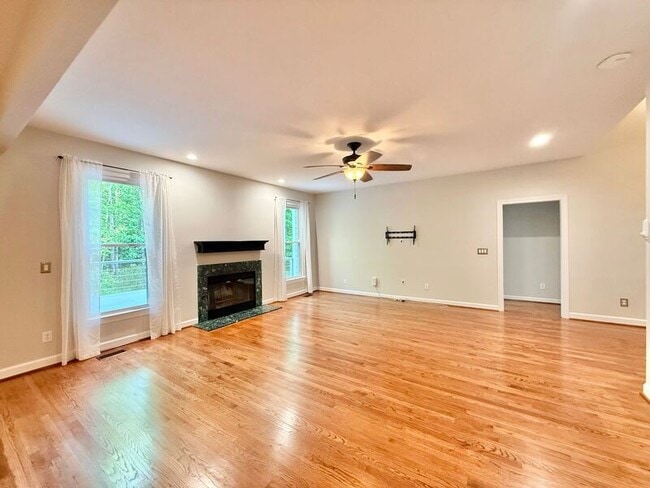 Photo - 9412 Springdale Dr