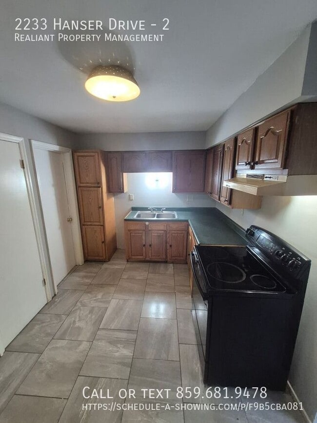 Photo - 2233 Hanser Dr Unidad 2