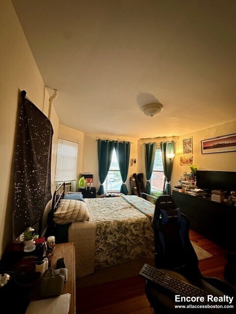 Photo - 86 Prentiss St Unidad 8