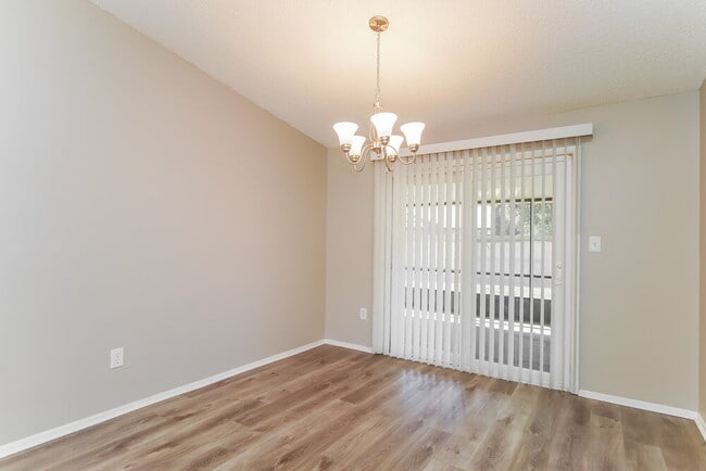 Photo - 1175 Lambert Ln