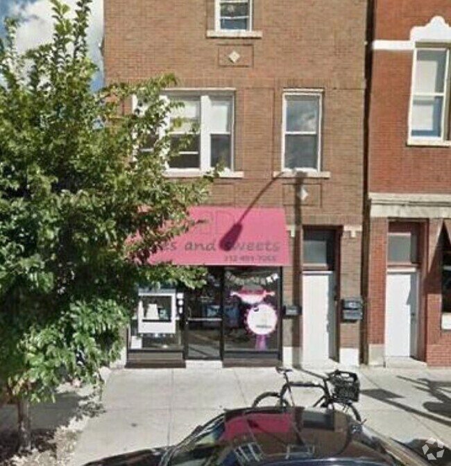 Building Photo - 2039 N Western Ave Unit 3 Rental