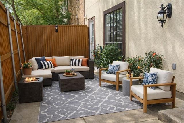 Building Photo - 4000 Rawlins St Unit 105