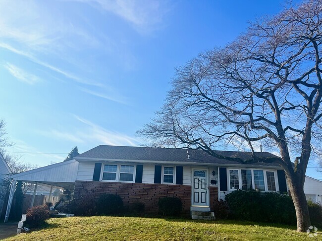 Building Photo - 2609 Dean Dr Rental
