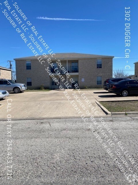 Building Photo - 1302 Dugger Cir Unit C Rental