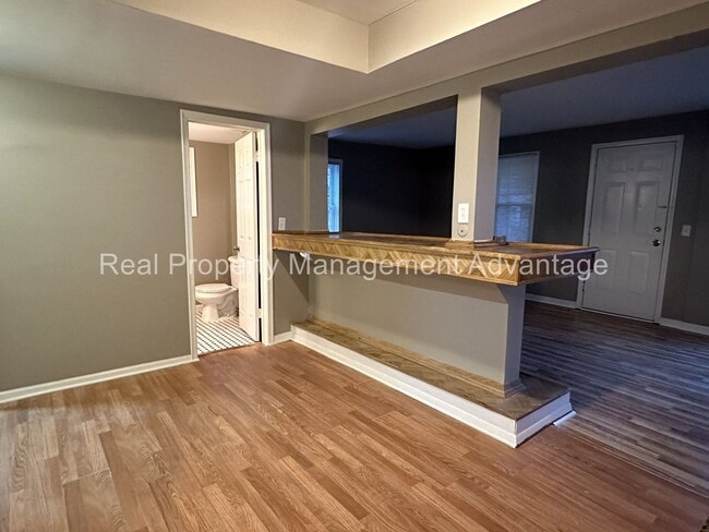 Cute Three-Bedroom with Large Deck! - Cute Three-Bedroom with Large Deck!