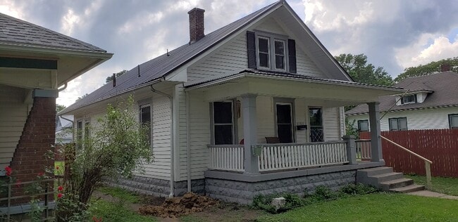 Photo - 1319 S 10th St